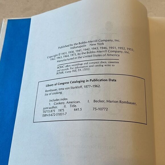 Joy of cooking cookbook Rombauer and Becker built-in book marker rare. - Picture 4 of 6